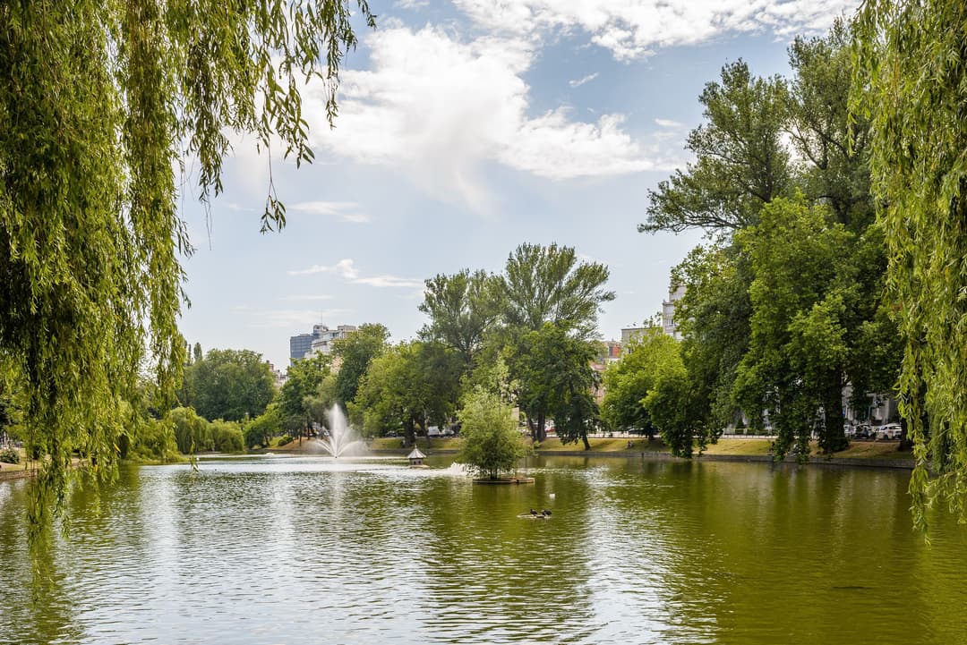 Ixelles ponds.jpg The Ixelles Ponds