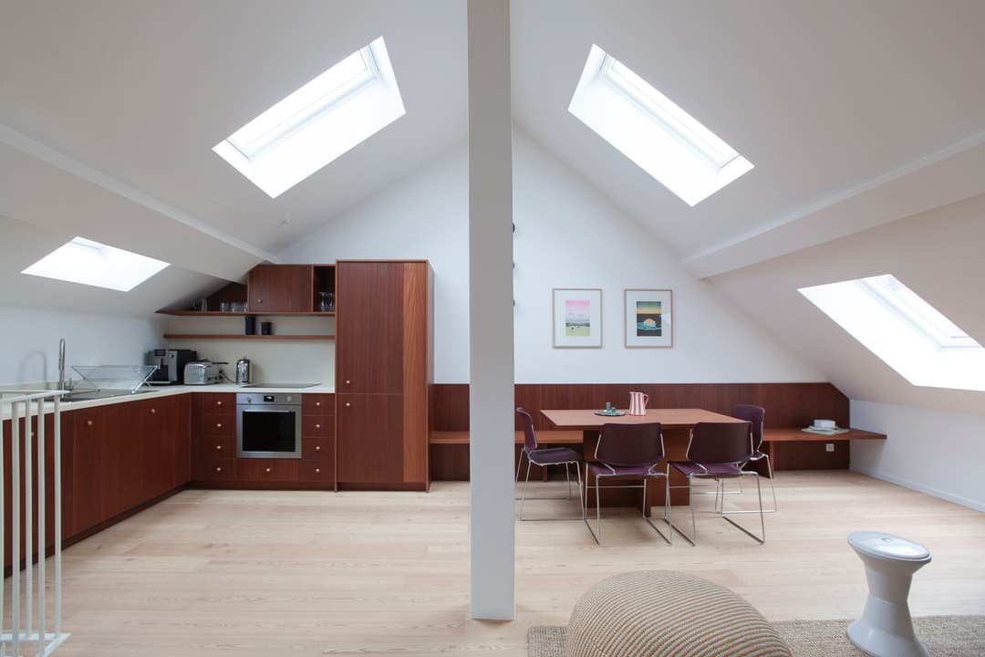 2 Bedrooms Apartment 2 Bedrooms Apartment